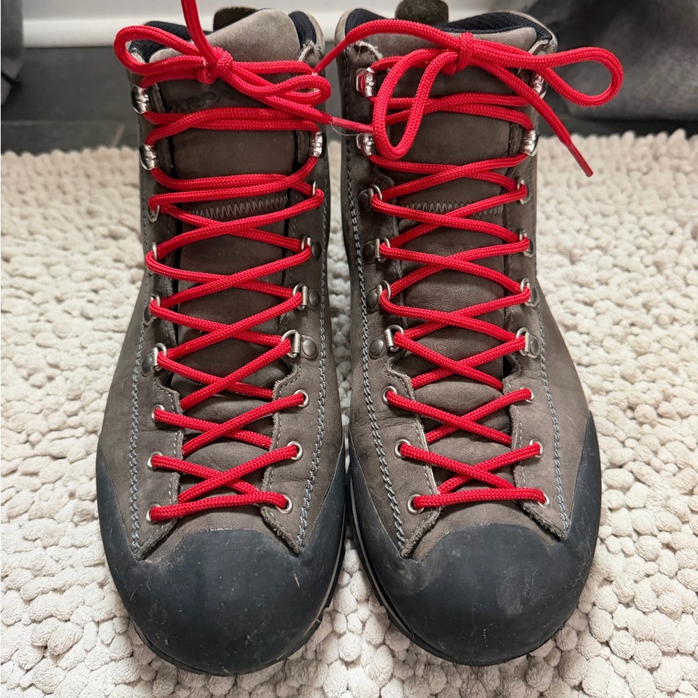 Scarpa Guida City GTX Hiking Boots Men’s 11 Gore-Tex Vibram